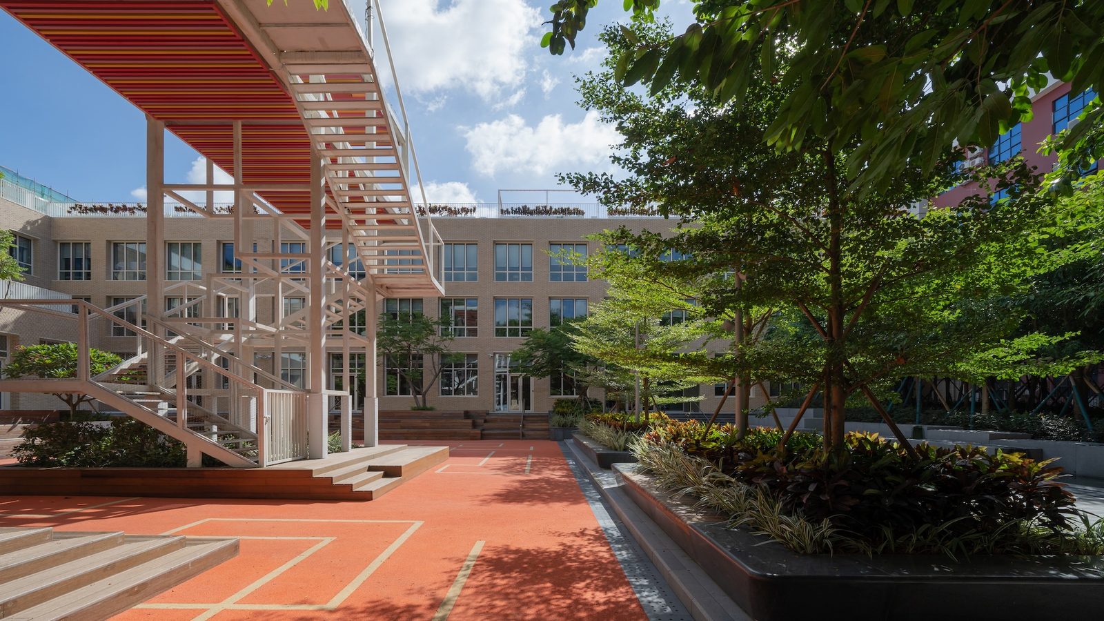 爱文世界学校（深圳）