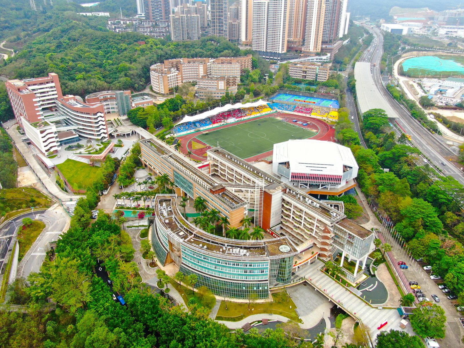 深圳外国语学校高中部国际班